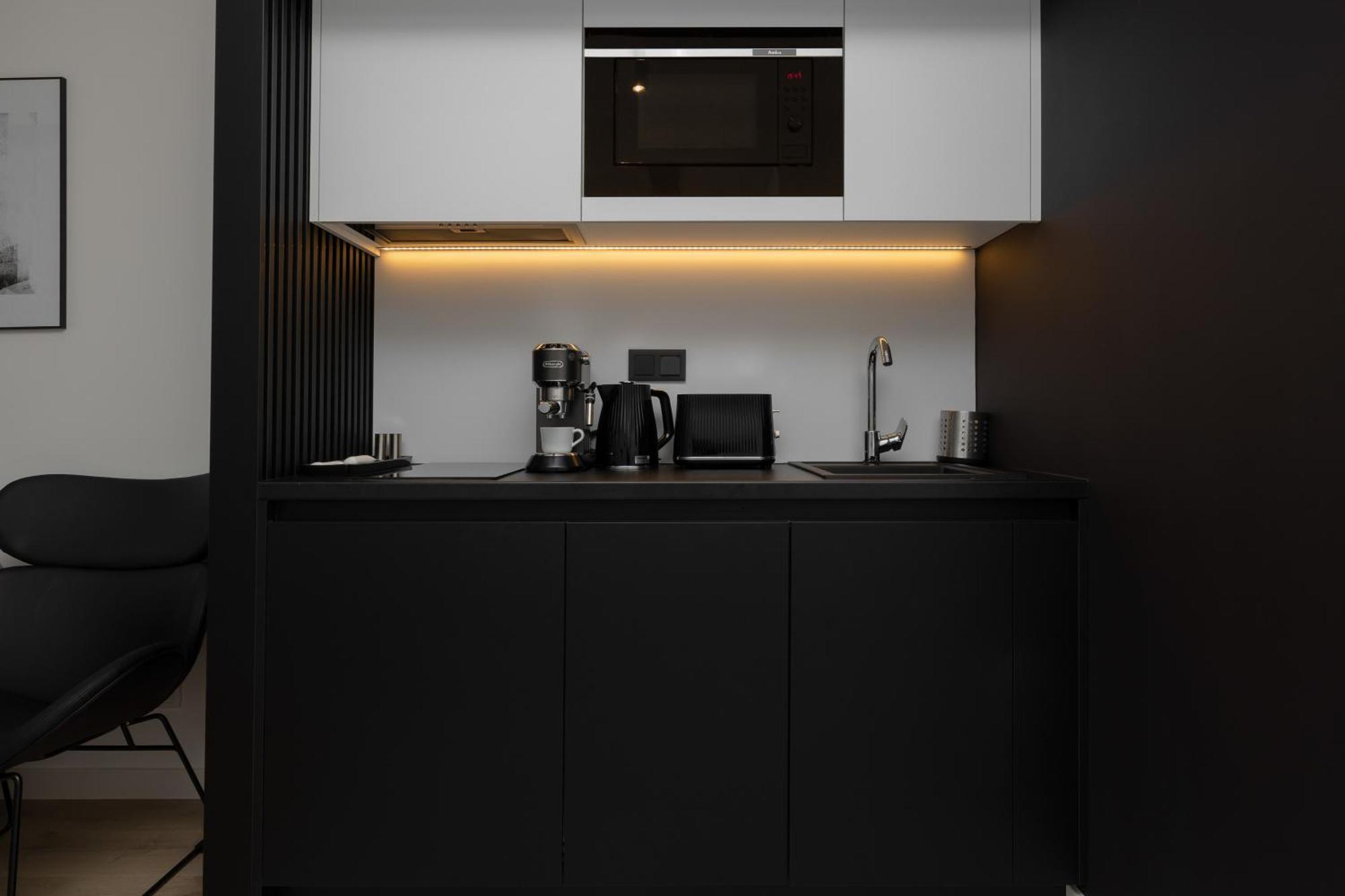 Shellter 117 L - By Jantar Apartment *