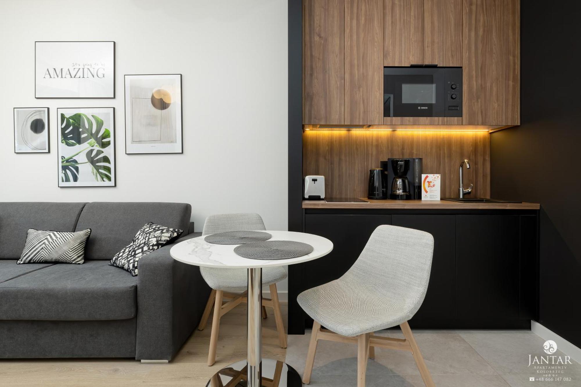 Apartment Shellter 117 L - By Jantar