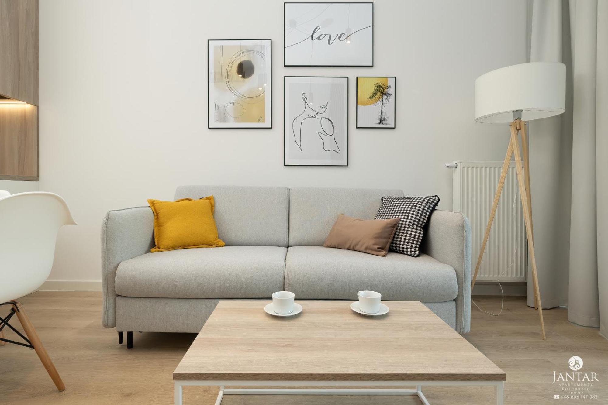 Apartment Shellter 117 L - By Jantar *