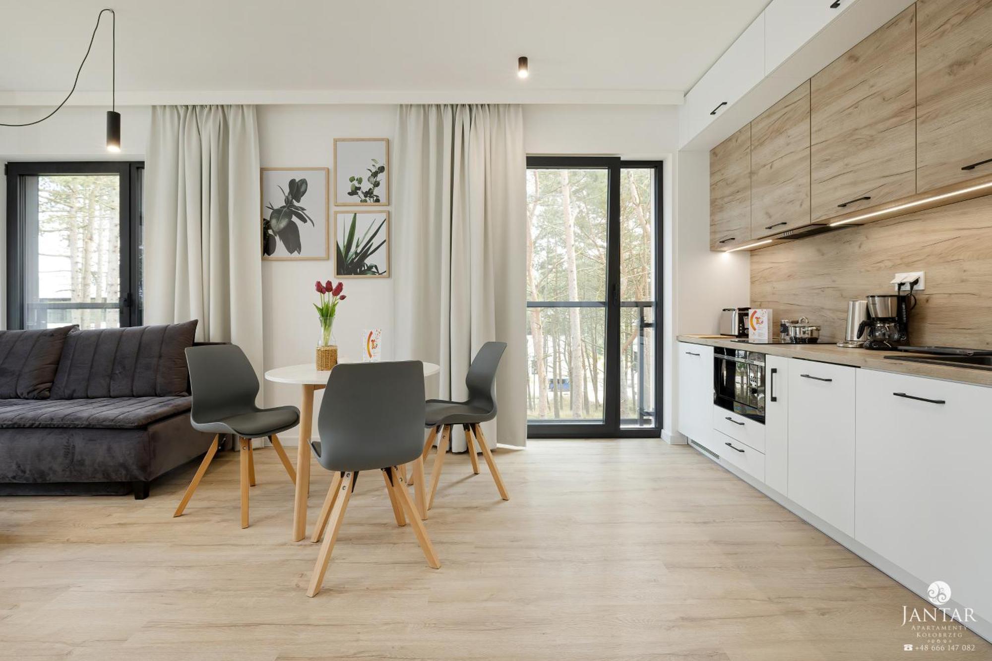 Apartment Shellter 117 L - By Jantar